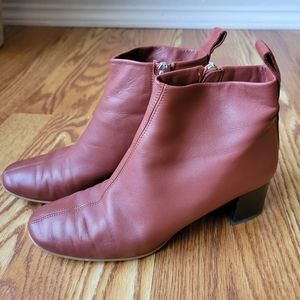 Everlane The Day Ankle Boots made in Italy